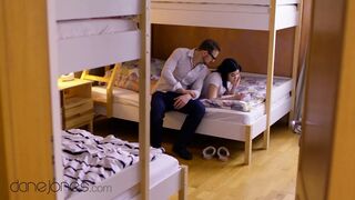 Lady Dee forró zsenge kalandja durva akcióval