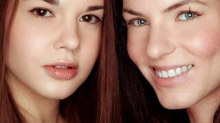 Baby Jewel lyukát falja fel Eileen Sue mohón