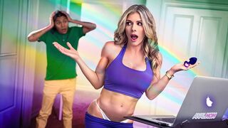 Cory Chase nagyméretű ánuszát a nevelő tini pénisz megkeféli