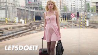 Szöszke Bree Haze könyörtelen pásztoróra külföldön Neeo óriás faszával