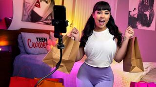 Vastag popsikás influencer véletlenül megbassza magát a rajongói szeme láttára