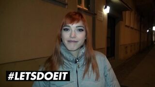 Lullu Gun és Anny Aurora megosztják a kolosszális csoki fazt kint a vadonban