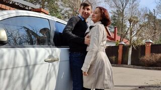 Nagyméretű mellek és vad baszás egy kívánatos milf-fel!