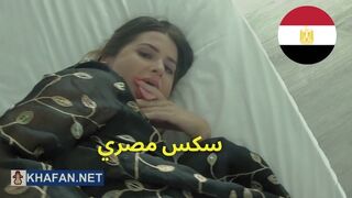 Arab milf óriási popsikáját megrépázza egy amatőr pov-ban