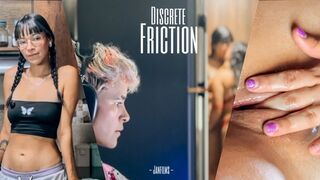 Asmr ízletes ujjak! barinők falják egymást csókokkal és reszelik egymást a szorgalmas szomszédjukkal